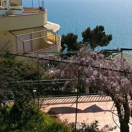 Lägenhet Panoramico Parco Dei Ciliegi Mezzatorre San Mauro Cilento
